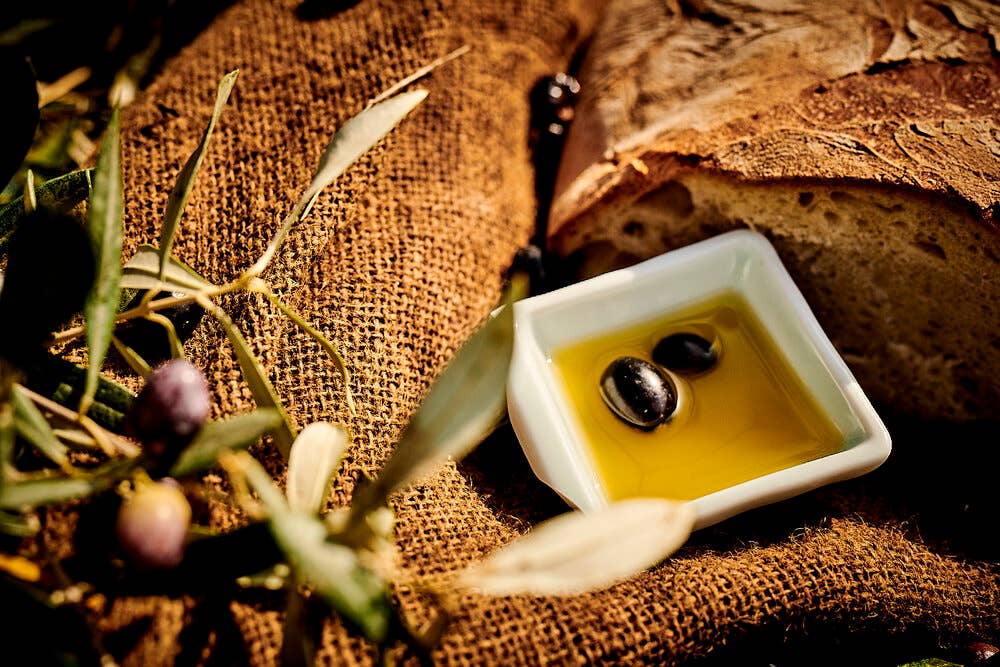 JC Olivenöl - Wholesale Olive Oil - JC Olive Oil - 5 Liter Canister - Organic Extra Virgin Olive Oil7