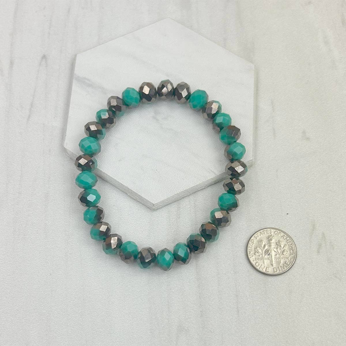 Western Elite Jewelry – Engroshandel Perlearmbånd – BR240713-19 Lasergrøn ansigtsskårne krystalperler strækarmbånd5