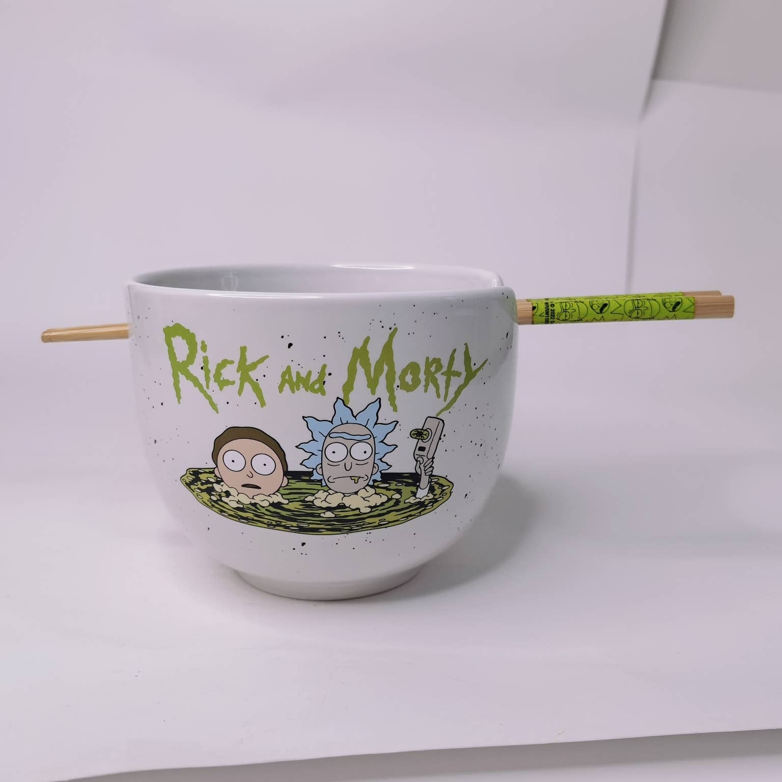 Silver Buffalo - Wholesale Bowl - 16pc Ramen Bowl w/ Chopsticks Assortment (8 each)3