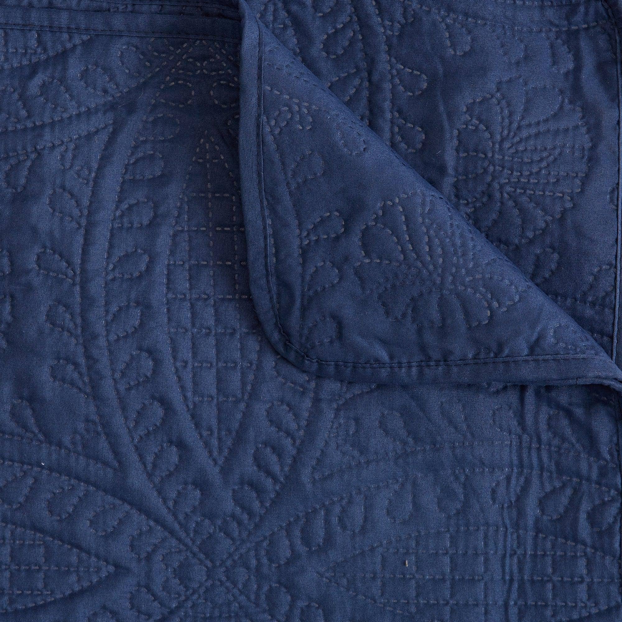 BH Collective - Wholesale Bedding Set - Oversized Quilt & Sham Set - Medallion Stitch - Clara30