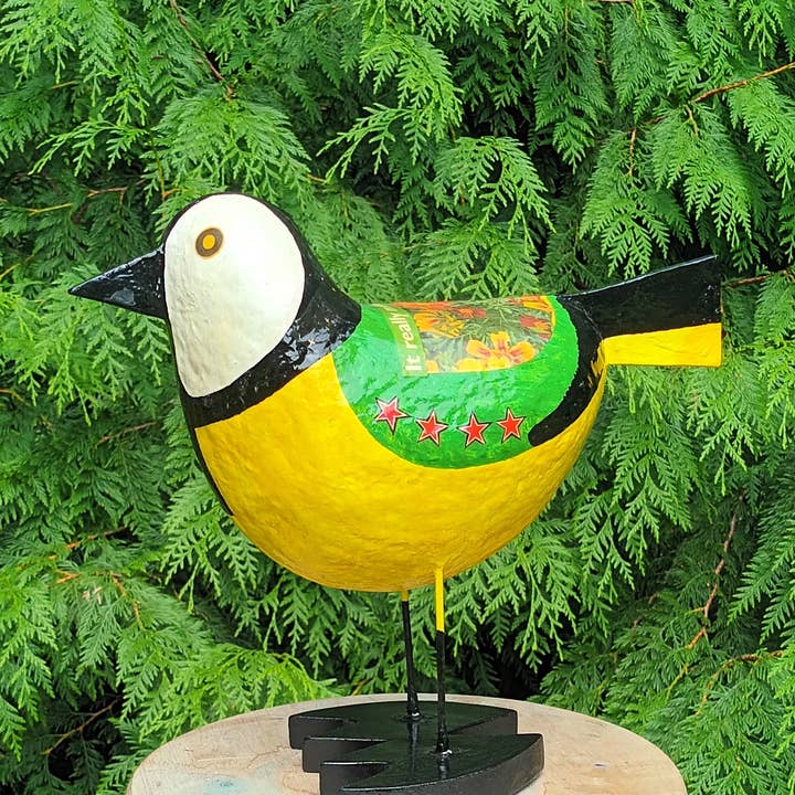 Middelgrote Koolmees Chique Papier-maché Sculptuur Gemengde Media Kunst voor wholesale door Tania Holland Gallery