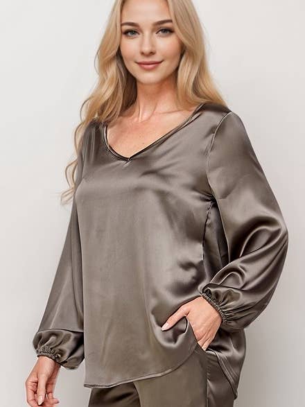 10801LP570 PLUS SIZE SCHWERE PYJAMA-INSPIRIERTE SATINBLUSE für den Großhandel von A.gain