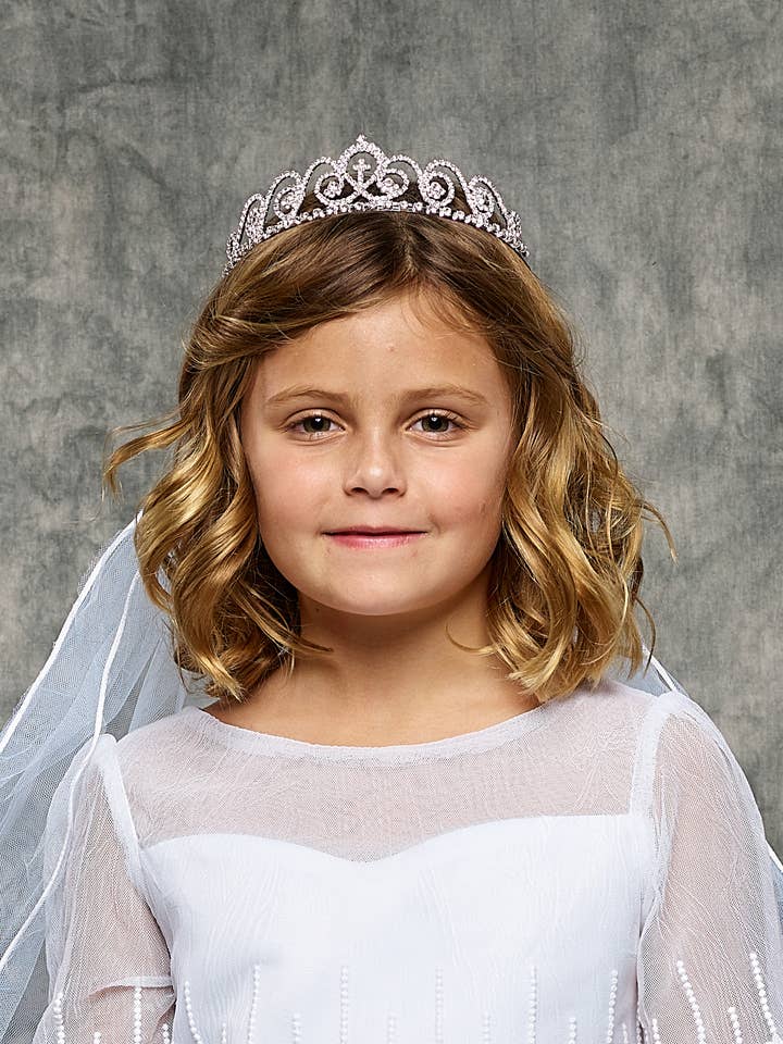 Tiara con velo y diseño de remolino de diamantes de imitación y detalle de cruz para venta al por mayor de Kid's Dream