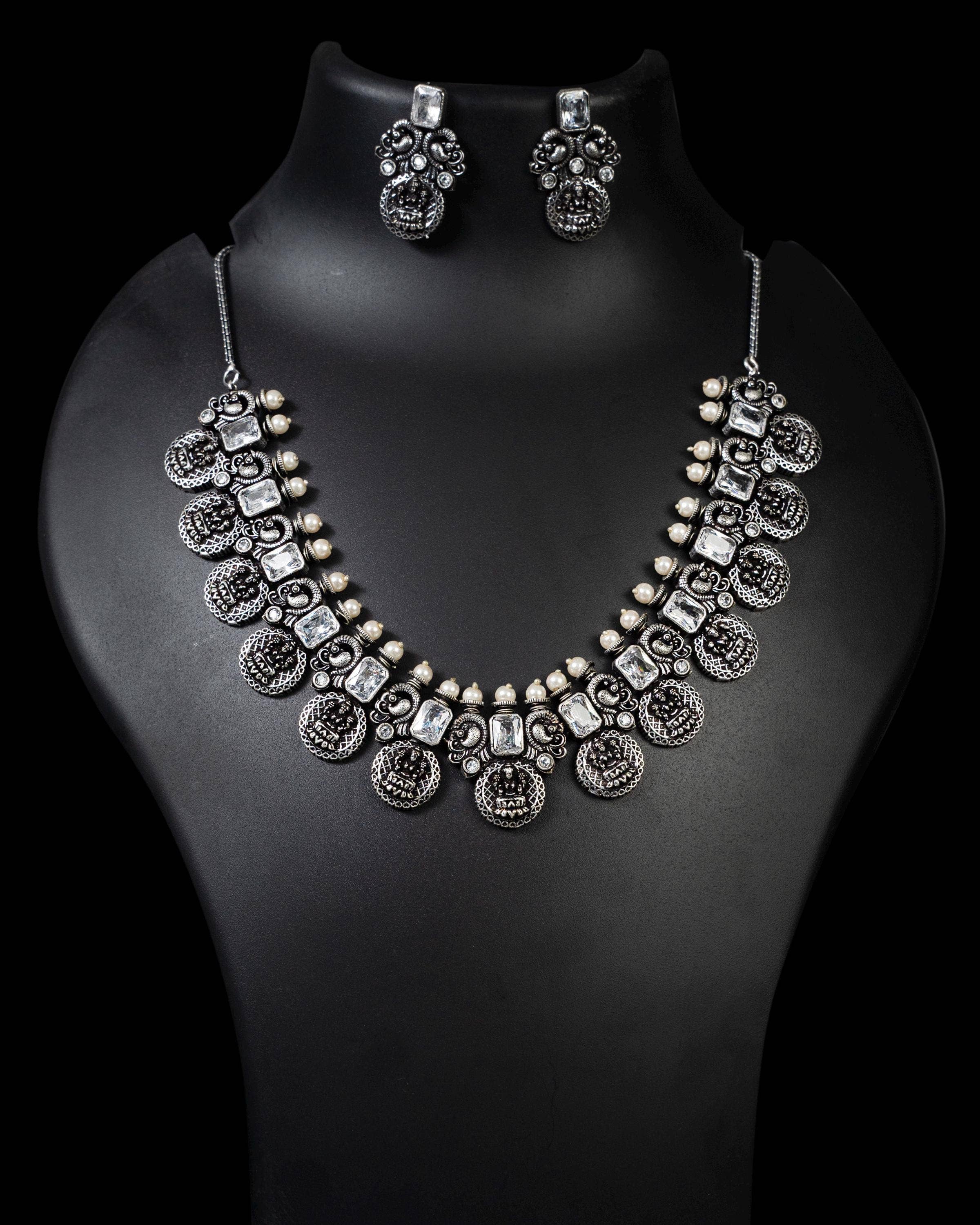 Vastrabhushan – wholesale Jewellery set – Indian Oxidised Stone Necklace Set Silver Plated Handmade1