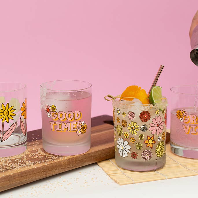 Talking Out of Turn - Wholesale Cocktail/Liquor Glass - Flower Power Individual Rocks Glasses