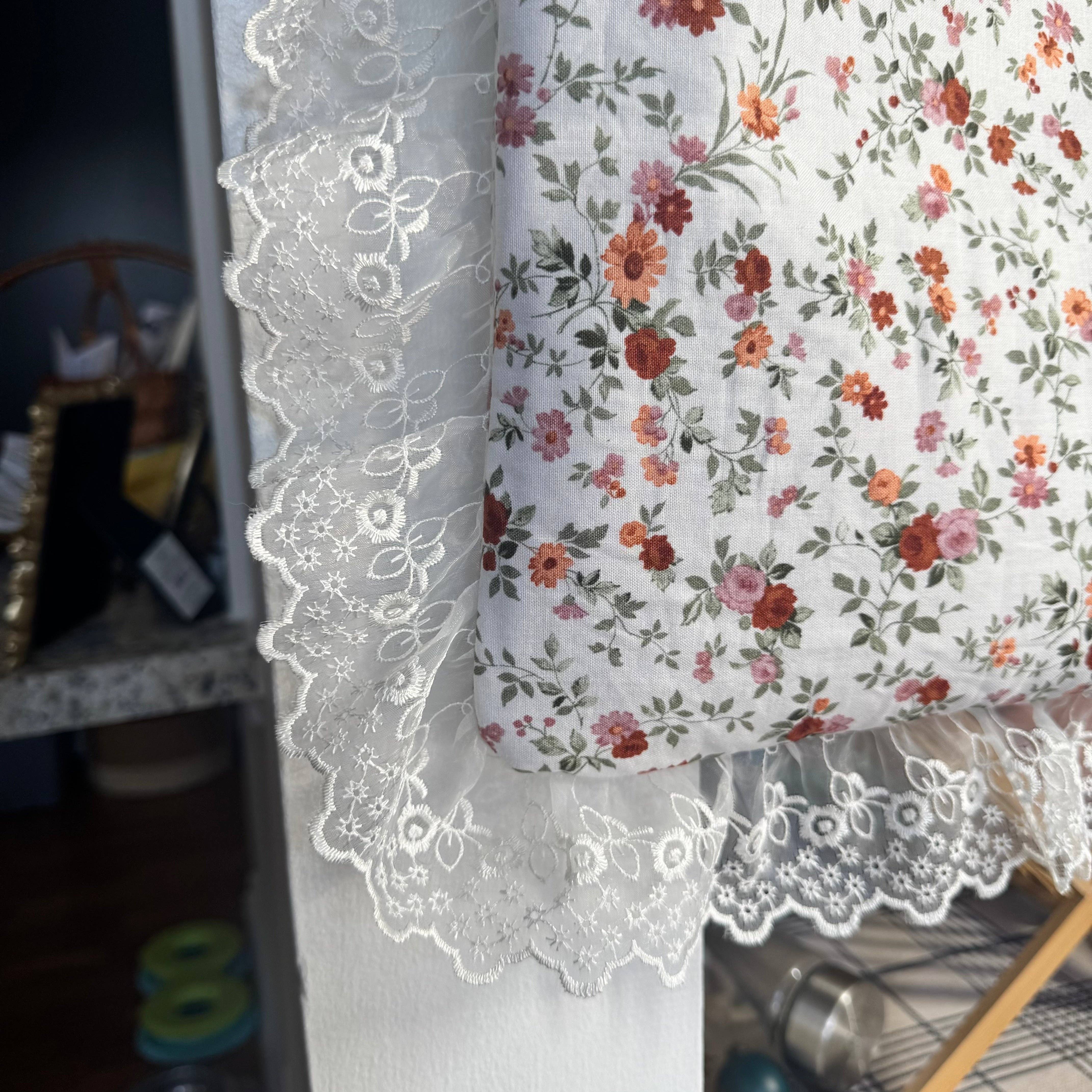 Hannah Tyme Designs - Wholesale Tote Bag - Women's - Ruffle Tote in Secret Rose Garden5