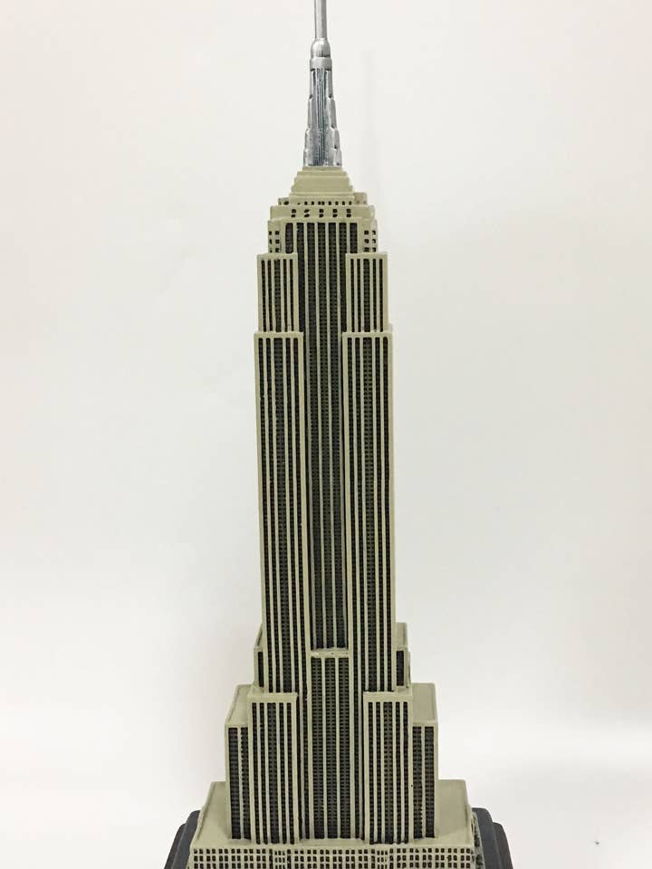 16,5" Empire State Building 6/Stück pro Karton für den Großhandel von ZIZO USA INC
