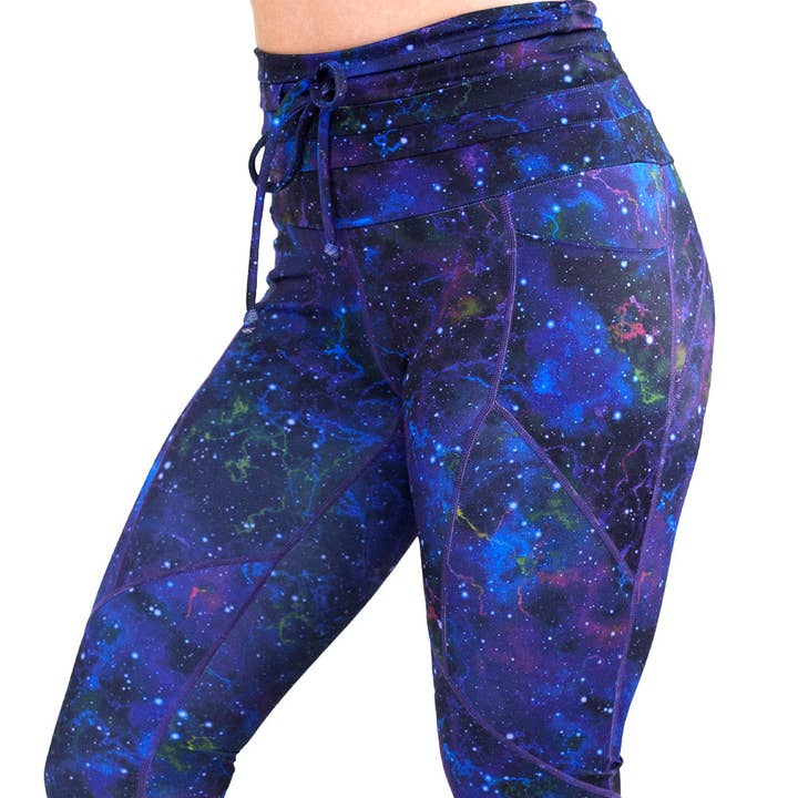 Leggings Héritage Galaxie pour la vente par Constantly Varied Gear