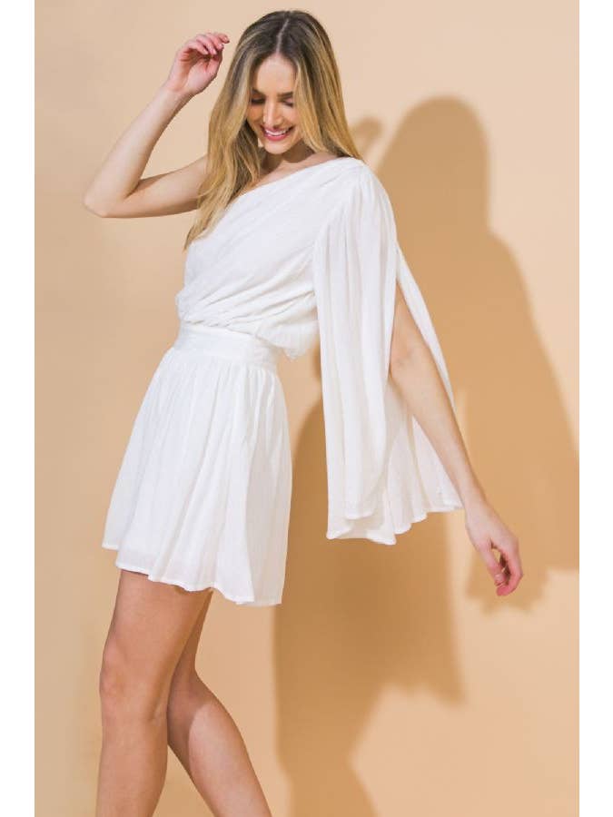 WHITE METALLIC A textured woven romper - IP8265 for wholesale on Faire