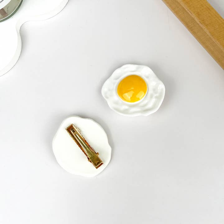 White Faux Fried Eggs Sun Eggs Hair Duckbill Clips for wholesale on Faire2