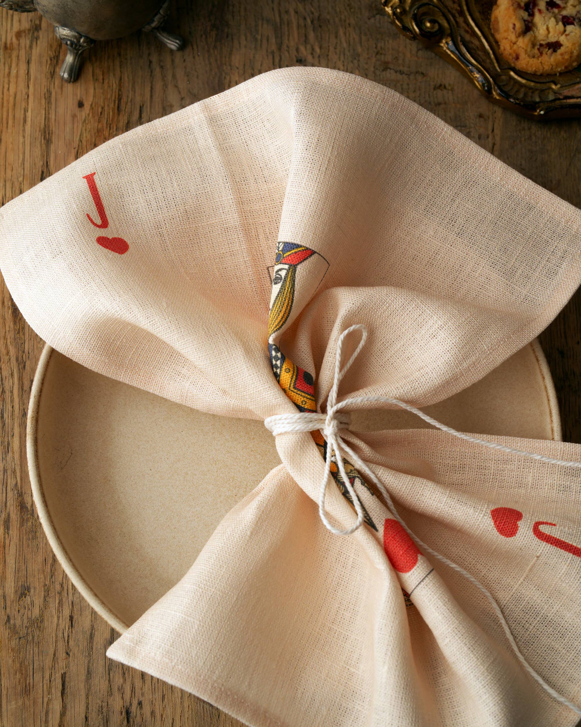 Suisse Maison de Lin - Wholesale Dinner & Cloth Napkin - Playing Cards Natural Linen Napkins (Set of 6)1