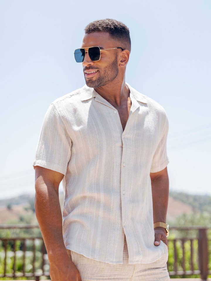Camicia da uomo stile resort Mojito a righe casual in misto lino con trama multi-texture per la vendita all'ingrosso da parte di MOJITO COLLECTION