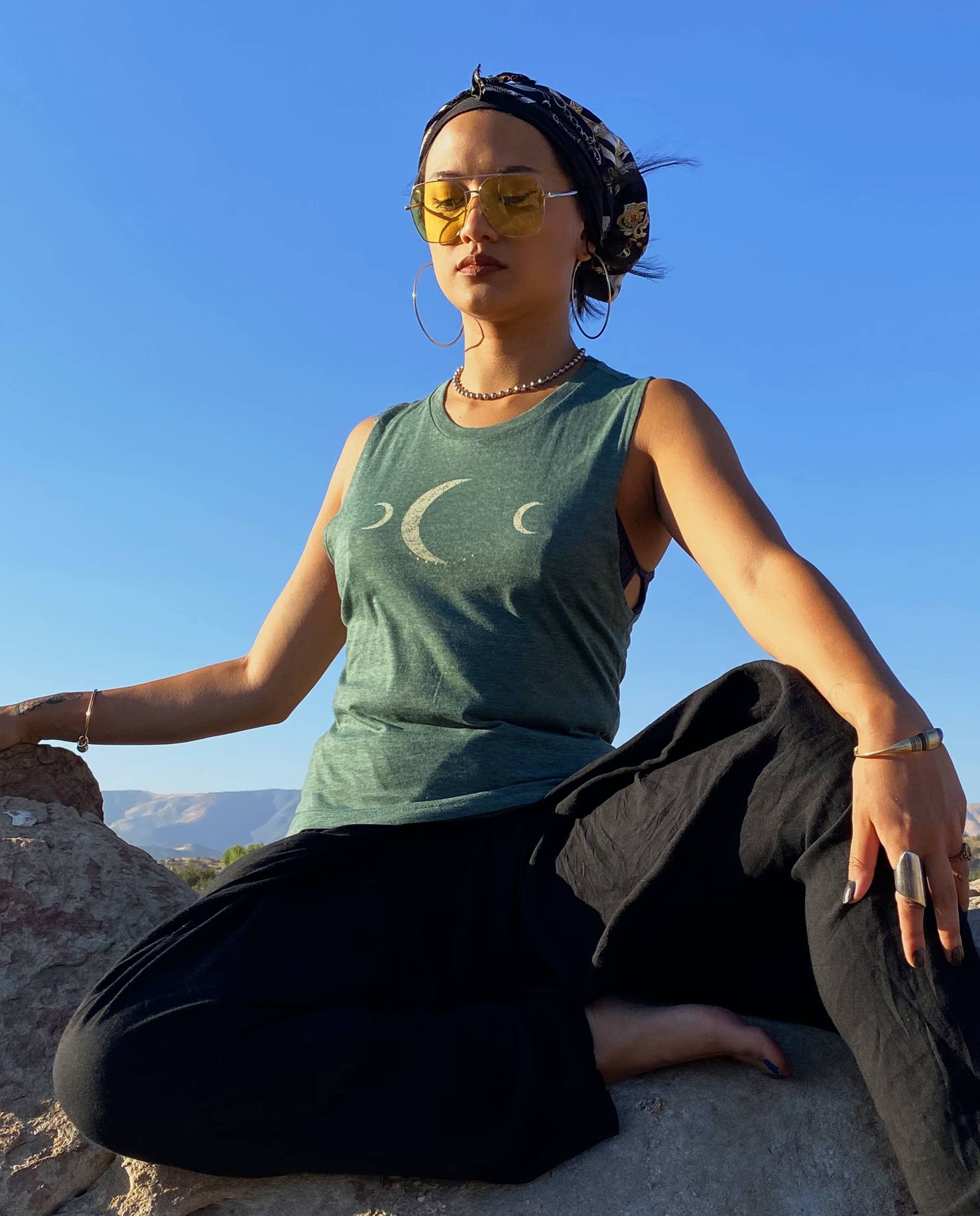 NEOCLASSICS - Wholesale Tank Top - Women's - 3 Moons Sleeveless - Pine2