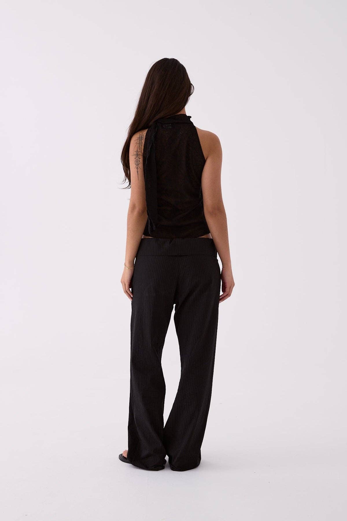 Nero Top Kayla Halter - Nero in vendita all'ingrosso su Faire3