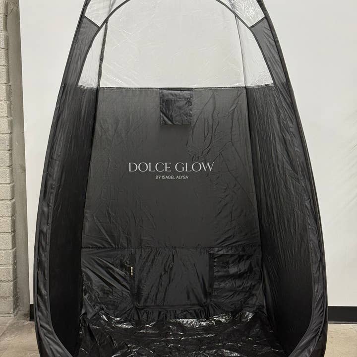 Tente de Bronzage au Pulvérisateur DG pour la vente par Dolce Glow by Isabel Alysa