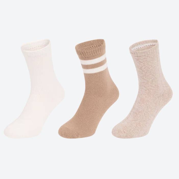 Lot de 3 paires de chaussettes lounge variées pour femmes pour la vente par NHP International