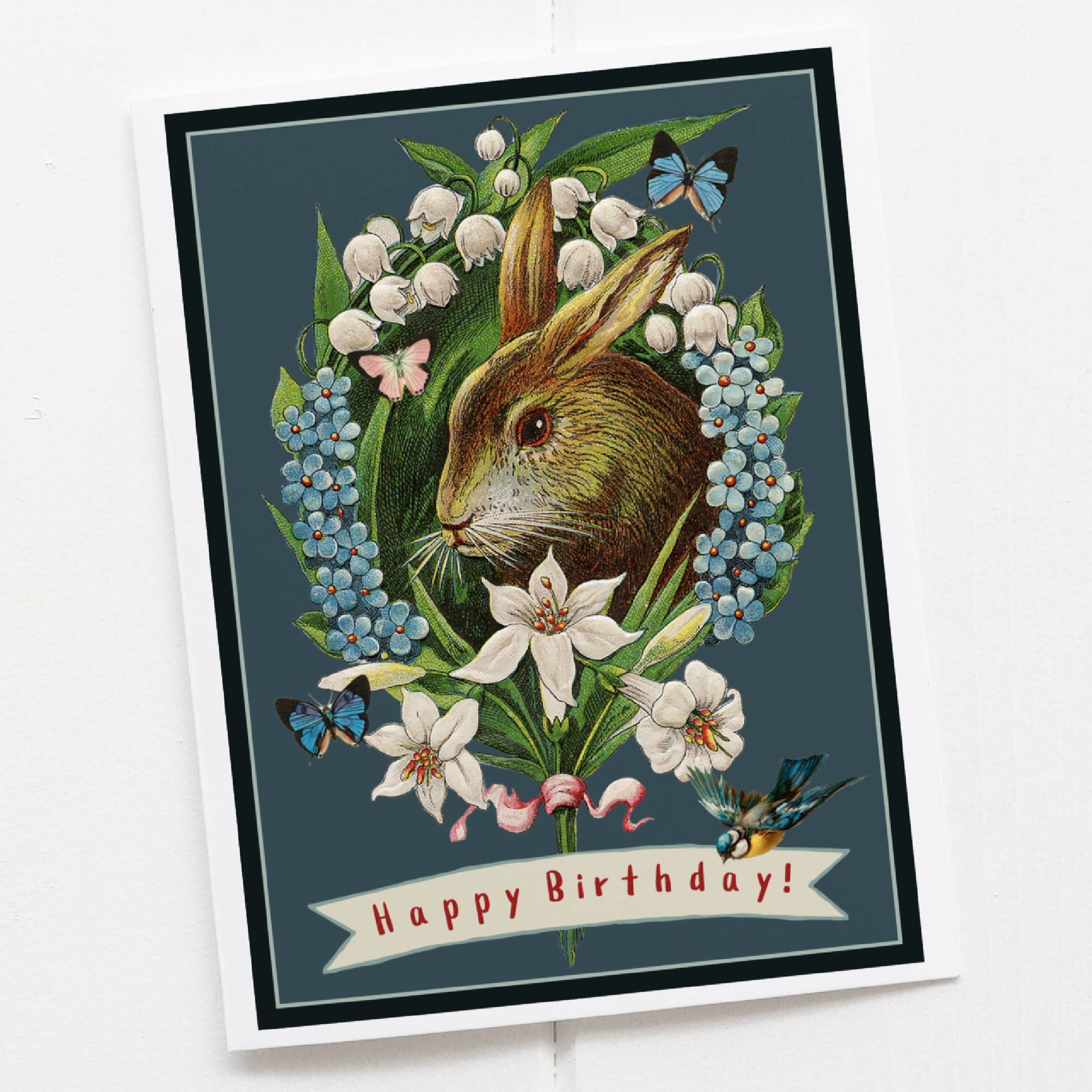 Cheerful Whimsies - Vente Cartes d'anniversaire - Carte de vœux Joyeux anniversaire ! Couronne florale vintage en forme de lapin.1