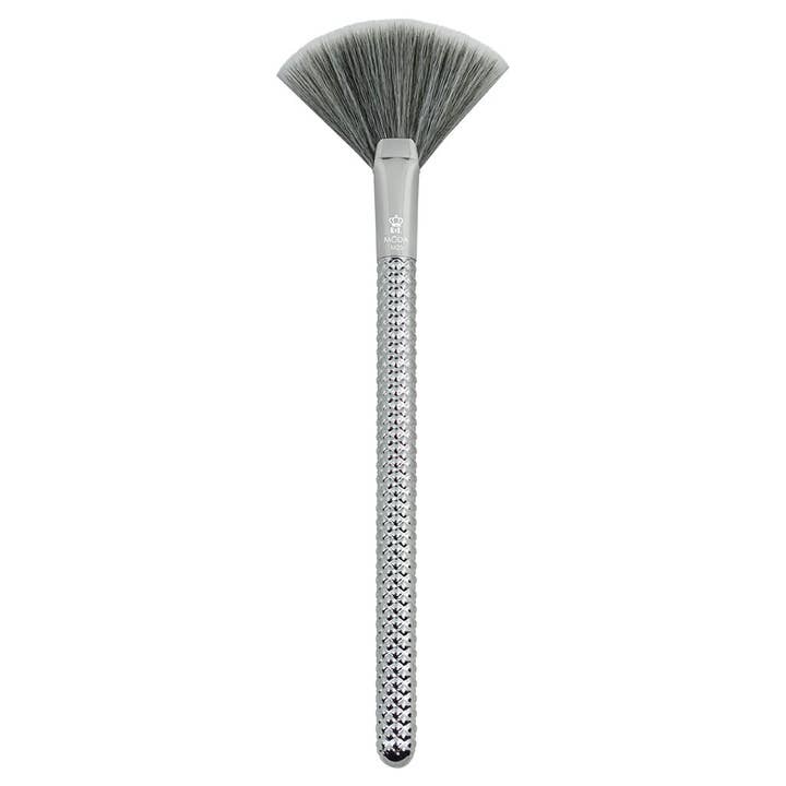 MŌDA® Metallics Fan Makeup Brush for wholesale by Royal Brush Mfg. Inc.