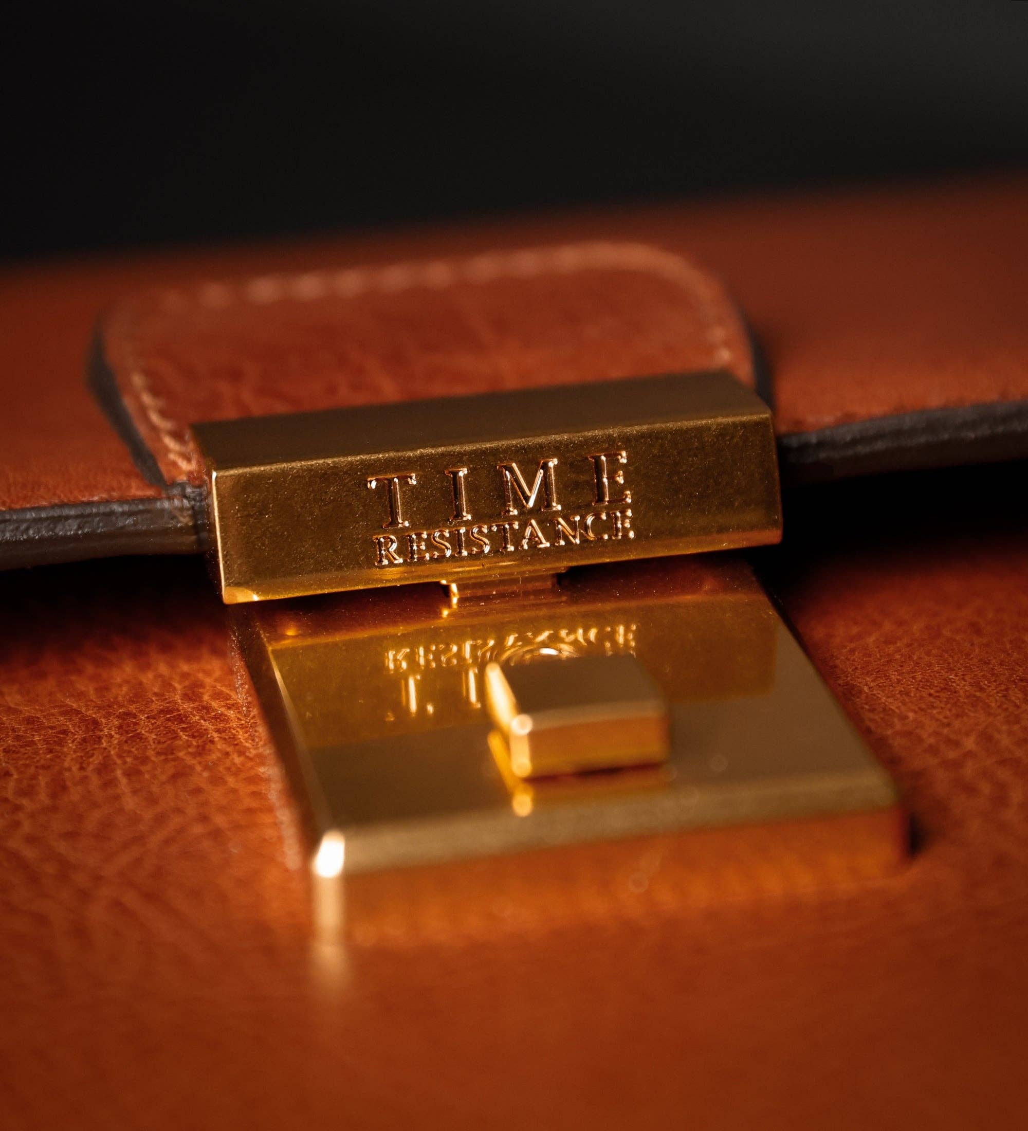 Time Resistance – Engroshandel Dokumentmappe – Unisex – Stor læderattachémappe - Den usynlige mand3