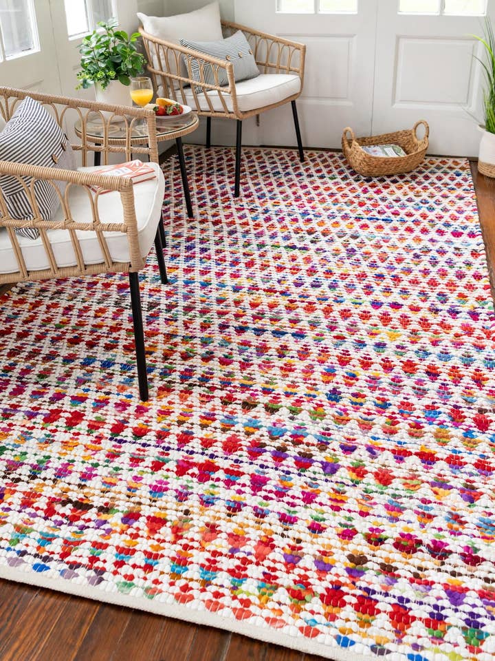 Trellis Braided Chindi Rug for wholesale by Rug Mart