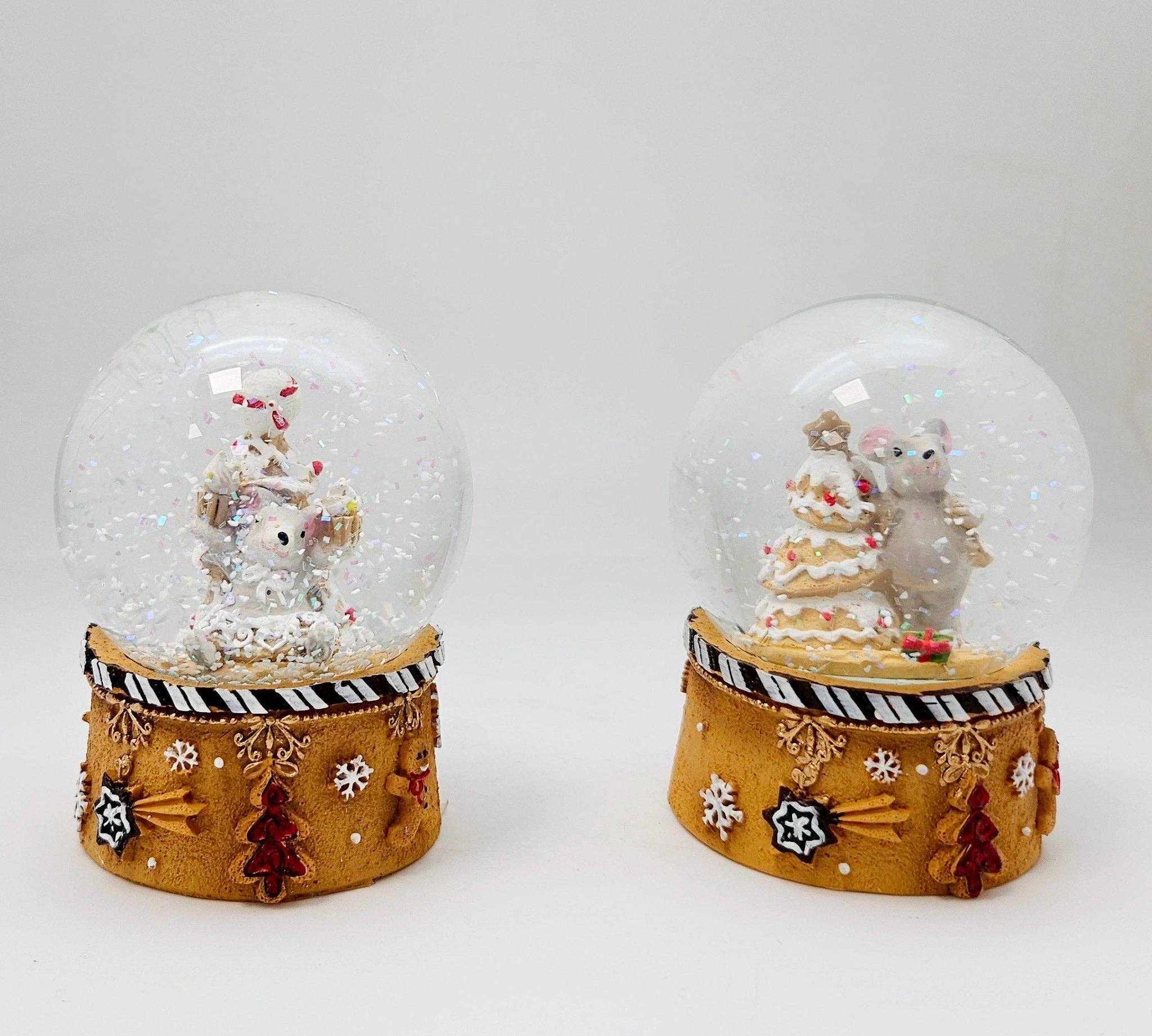 Schneekugelhaus - Wholesale Snow Globe - Sweet Snow Globes Christmas Mouse Christmas Bakery4