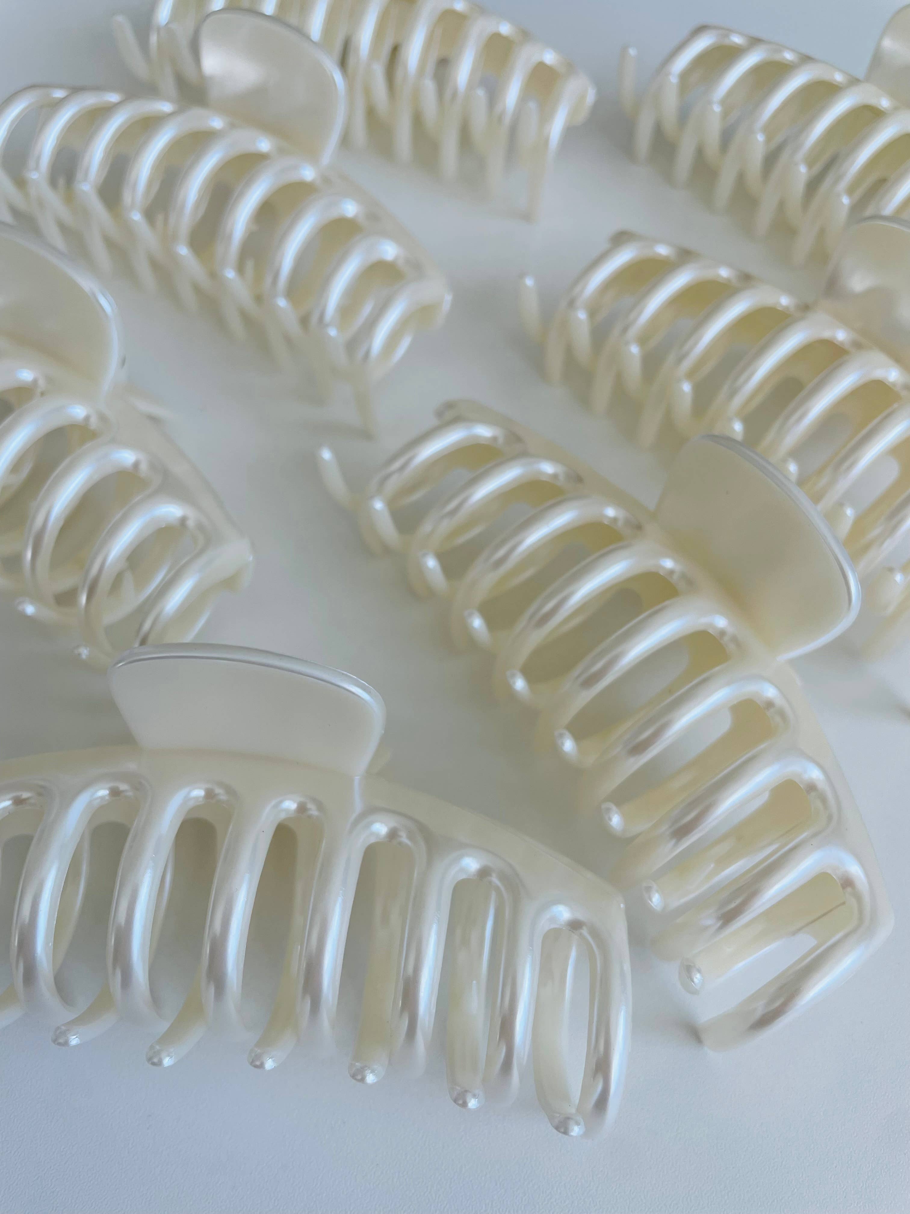 The Wildflower Company - Wholesale Hair Clip - Women's - Oceanfront View Coastal Pearl Claw Clips pack of 7