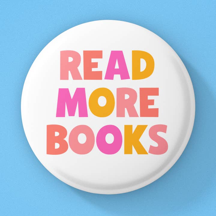 Bouton Lire plus de livres, bouton Bookish, bouton Pinback pour la vente par Radical Buttons