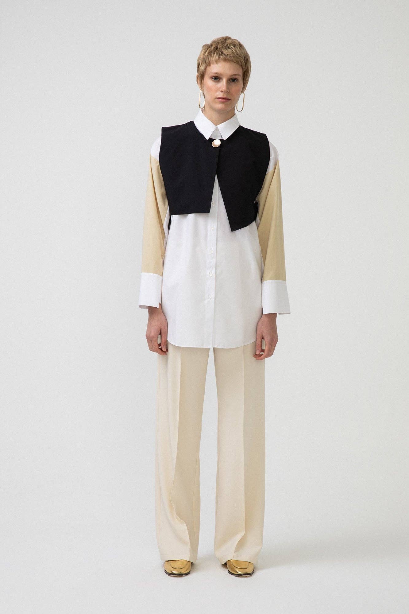 Bianco CAMICIA IN POPELINE CON GILET in vendita all'ingrosso su Faire1