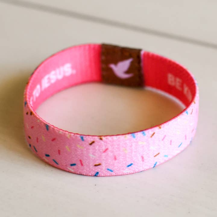 Pink Salt Riot - Vendita all'ingrosso Bracciale in tessuto/intrecciato - Bracciale elastico per ragazze Kind and Brave Sprinkles0