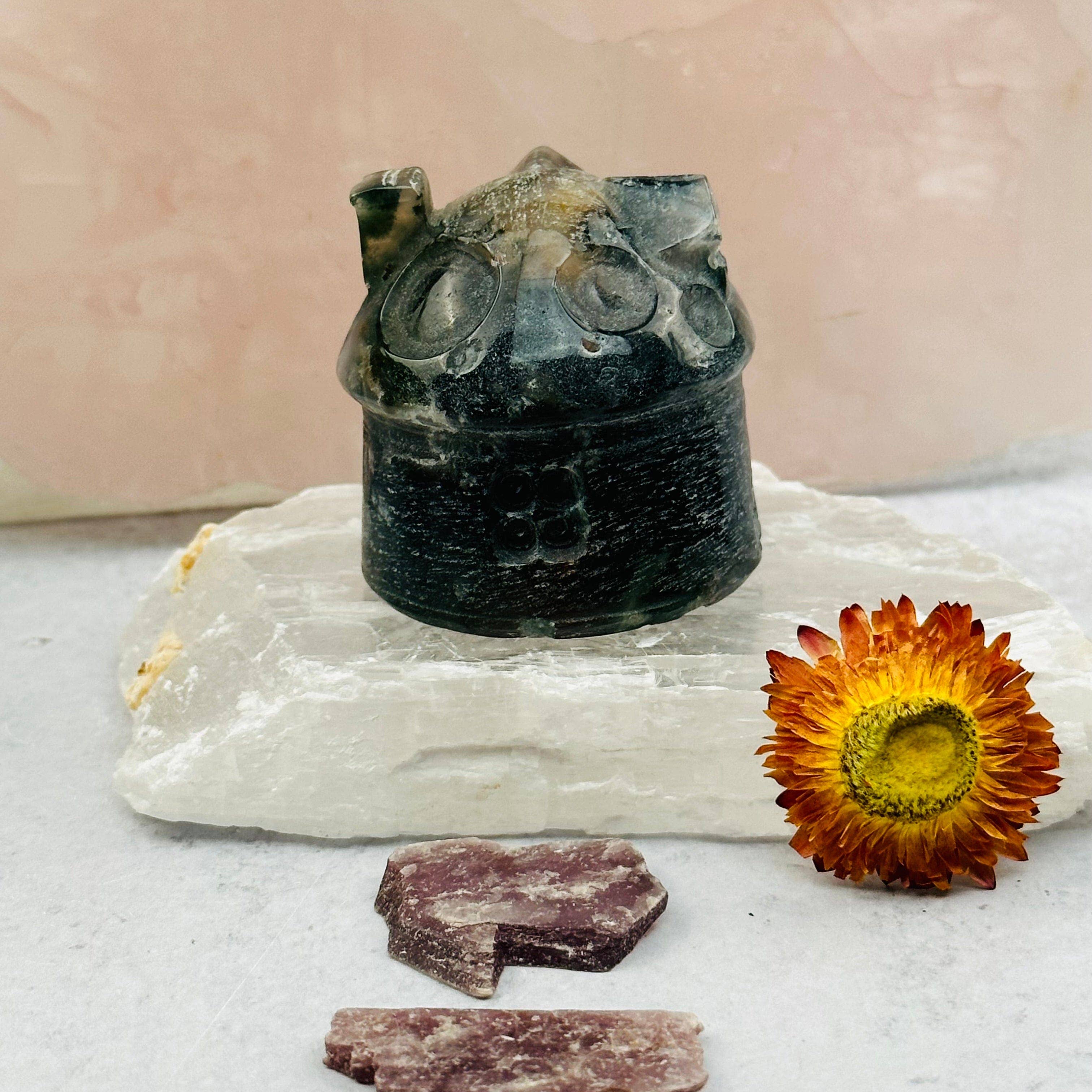 Rock Paradise - Wholesale Spiritual Stone/Crystal - Crystal Mushroom House- Crystal Fairy Garden Carving You Cho5