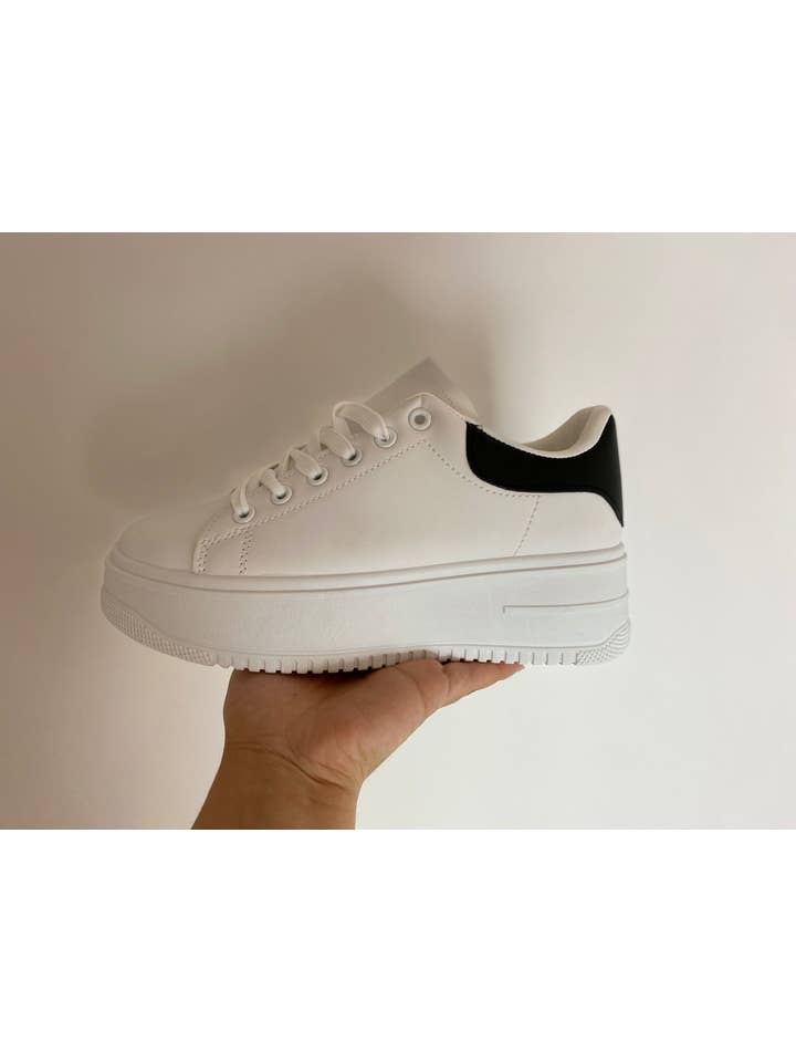 Vera Shop - Wholesale Lifestyle Sneakers - Women's - PLATFORM SNEAKERS12