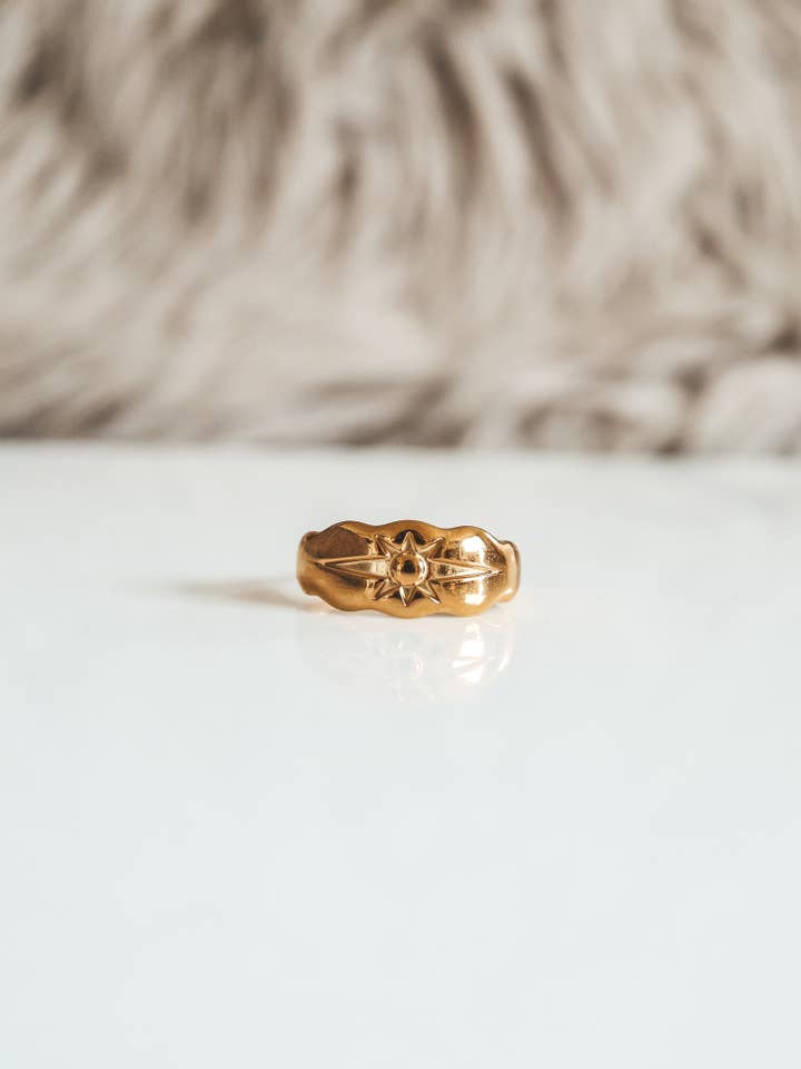 Bague Sun Gold pour la vente par Bali Soul