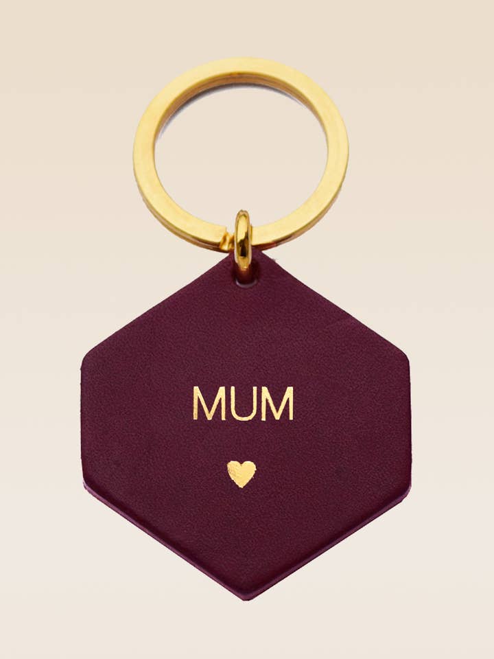 Porte-clés personnalisé en cuir prune MUM pour la vente par FAUVETTE PARIS