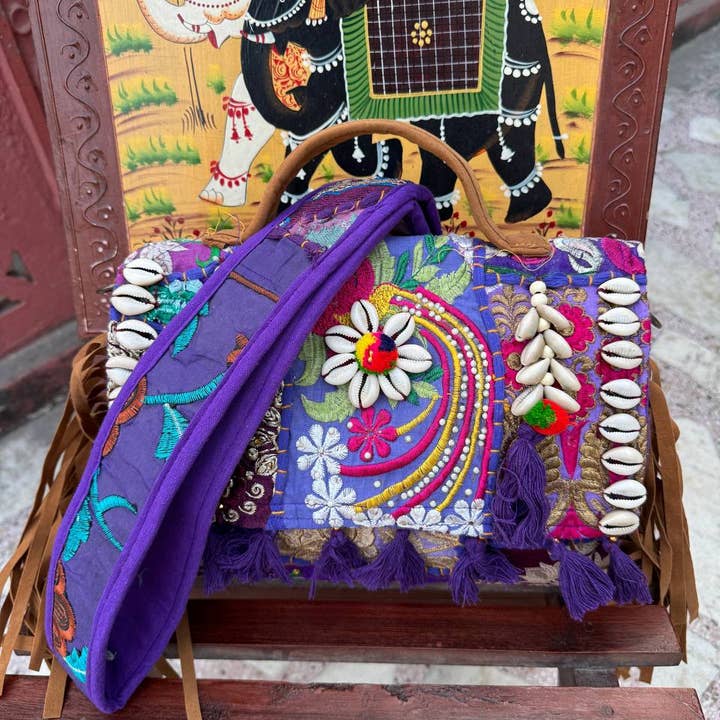 GYPSY STUDIO - Wholesale Shoulder Bag - Women's - Traditional Banjara Bags Banjara Bags Embroidery Work Bag 7