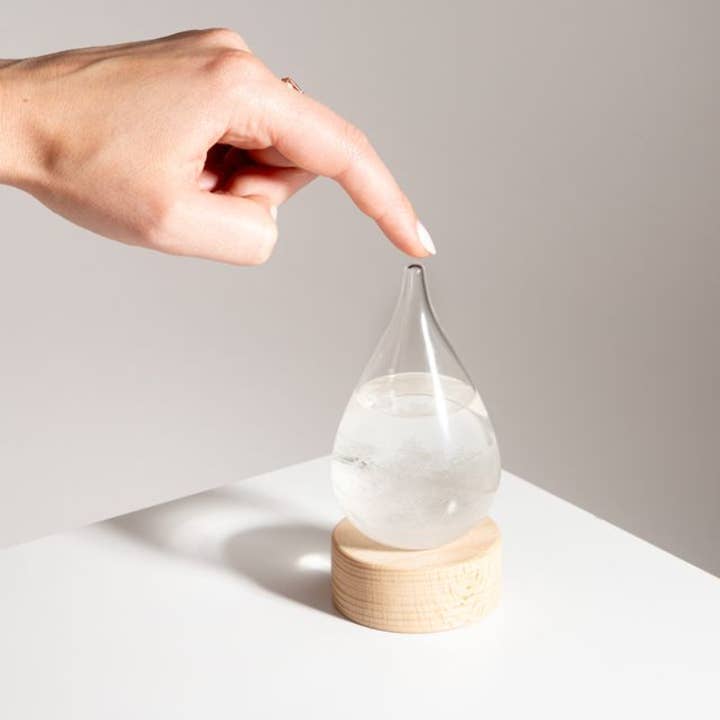 L'expressionist - Wholesale Decorative Tabletop Object - Baby Storm Glass3