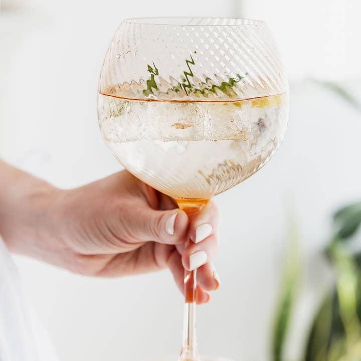 UBERSTAR - Wholesale Cocktail/liquor glass - Twist Gin Glasses - Set of 2 Pink/Peach3