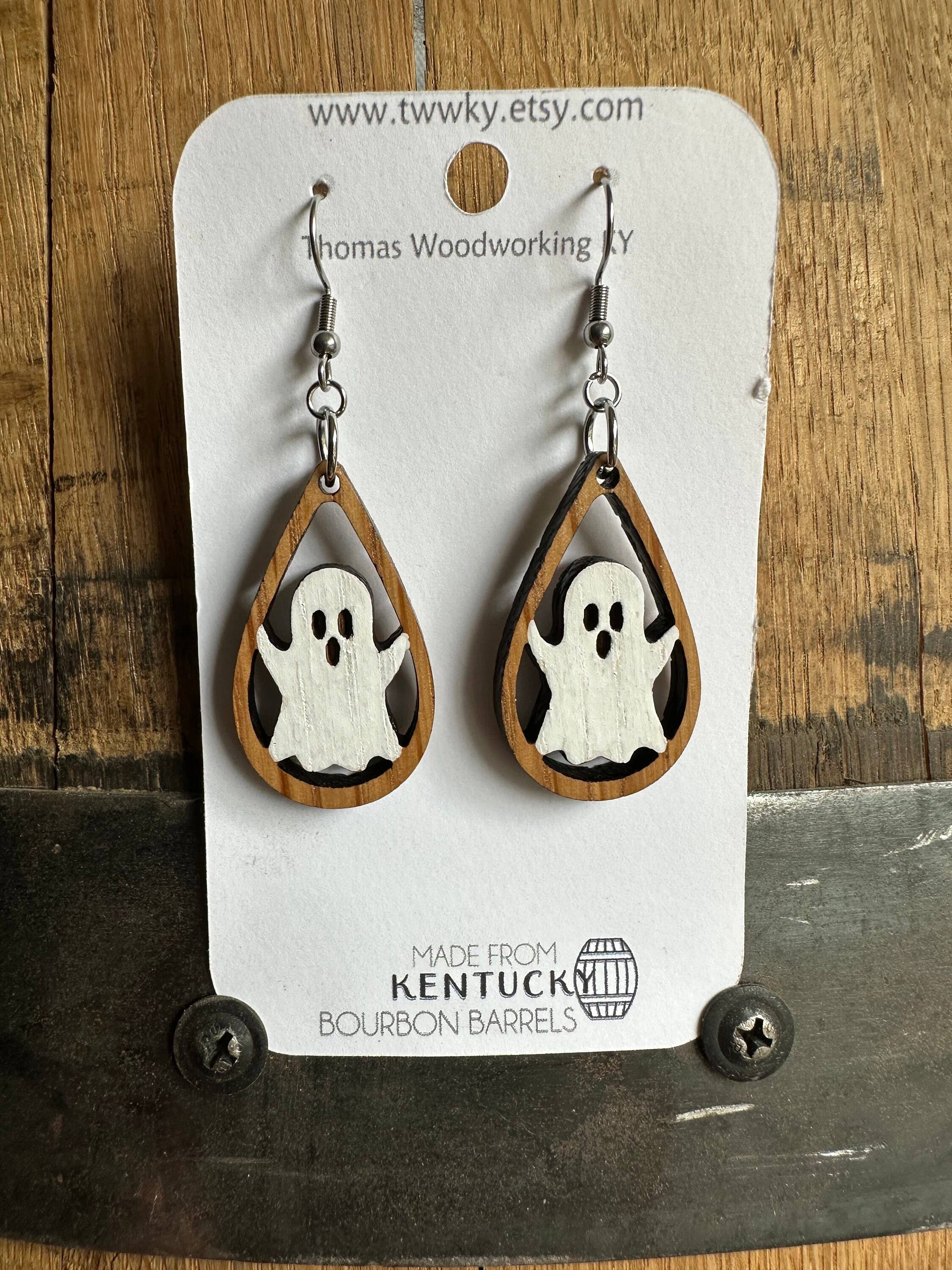 TWWKY – Großhandel Ohrhänger – Ghost Bourbon Barrel Halloween-Ohrhänger8