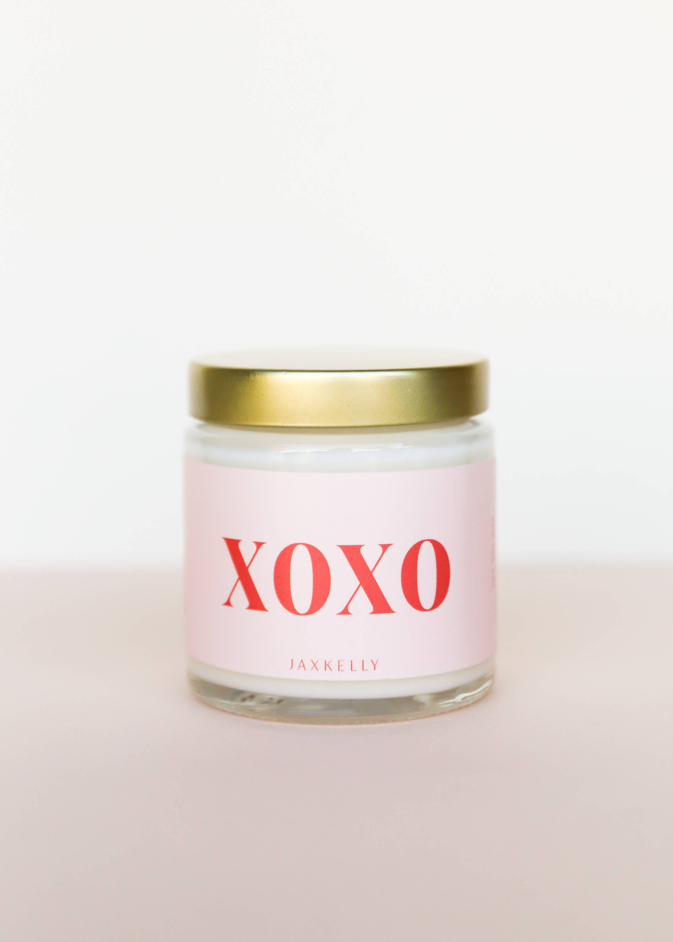 JaxKelly Candles - Vente Bougie en bocal - Bougies de célébration XOXO - 4 oz1
