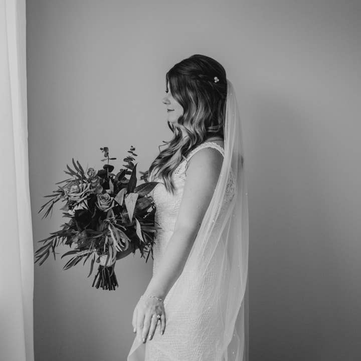 Ruffled Rose Veils - Wholesale Veil – Women’s - Soft Scattered Pearl Wedding Veil3