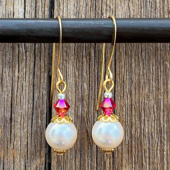 Raspberry Fizz Pearl Earring for wholesale by Cool Water Jewelry