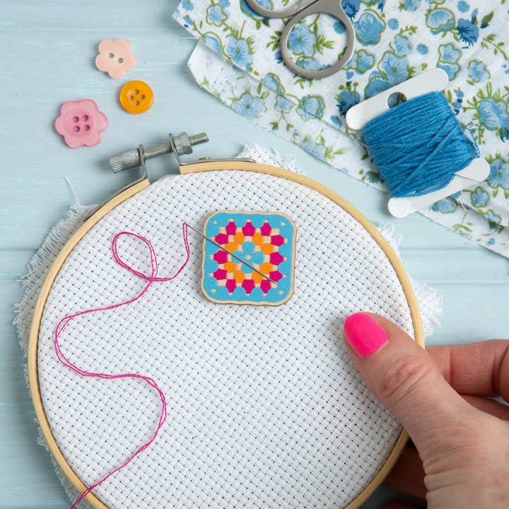 Hawthorn Handmade (US Duties Paid) - Wholesale Embroidery/cross-stitch supplies - Granny Square Crochet Magnetic Needle Minder | Gift for Crafters2