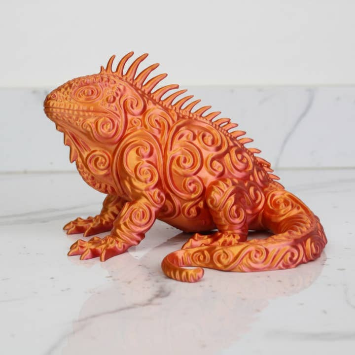 Figurina Decorativa Iguana Arancione Iridescente - Rosa per la vendita all'ingrosso da parte di Eterna Wonder
