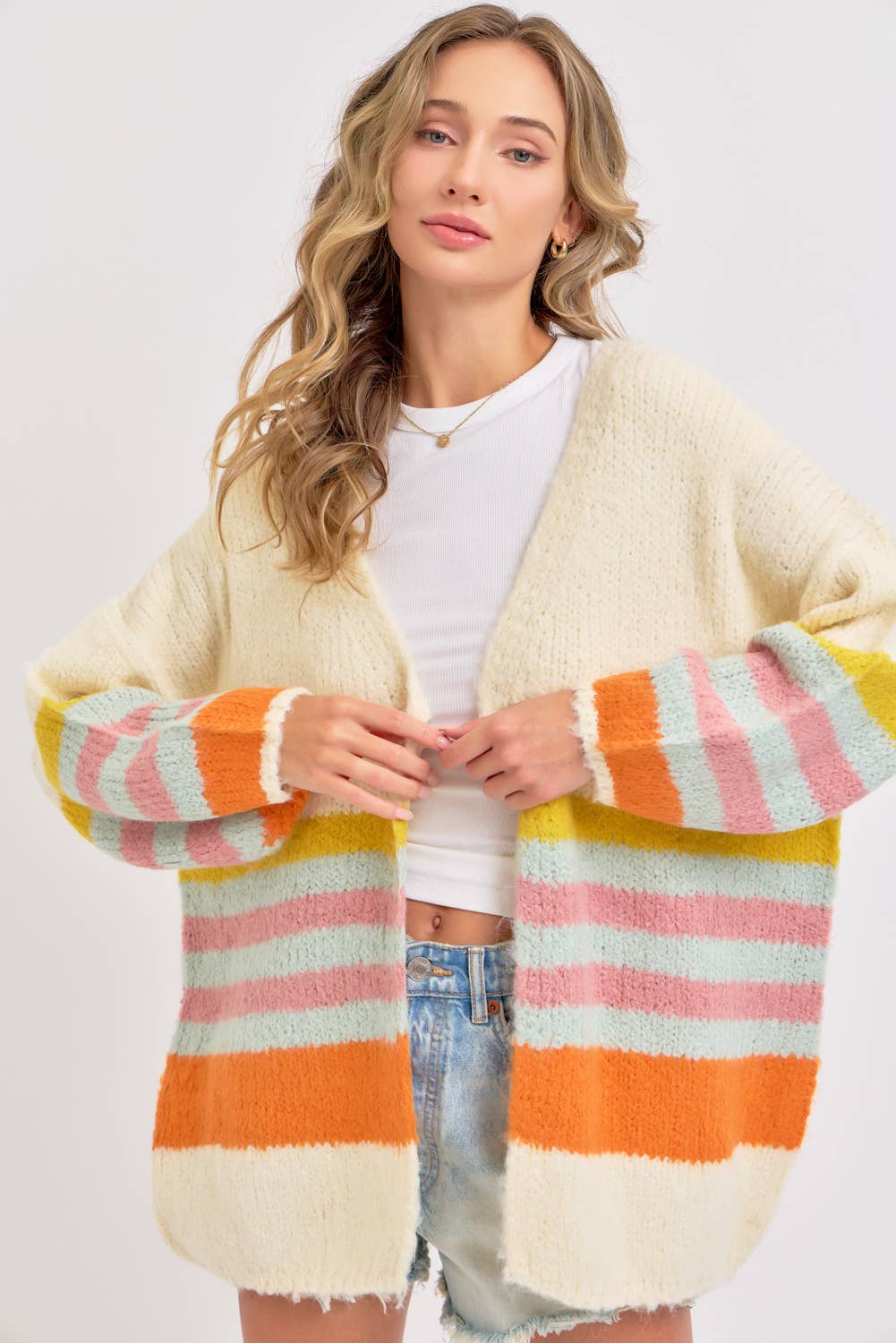 CRÈME MULTI CARDIGAN EN MAILLE SOUPLE À RAYURES MULTIPLES SUPER DOUX en vente sur Faire12