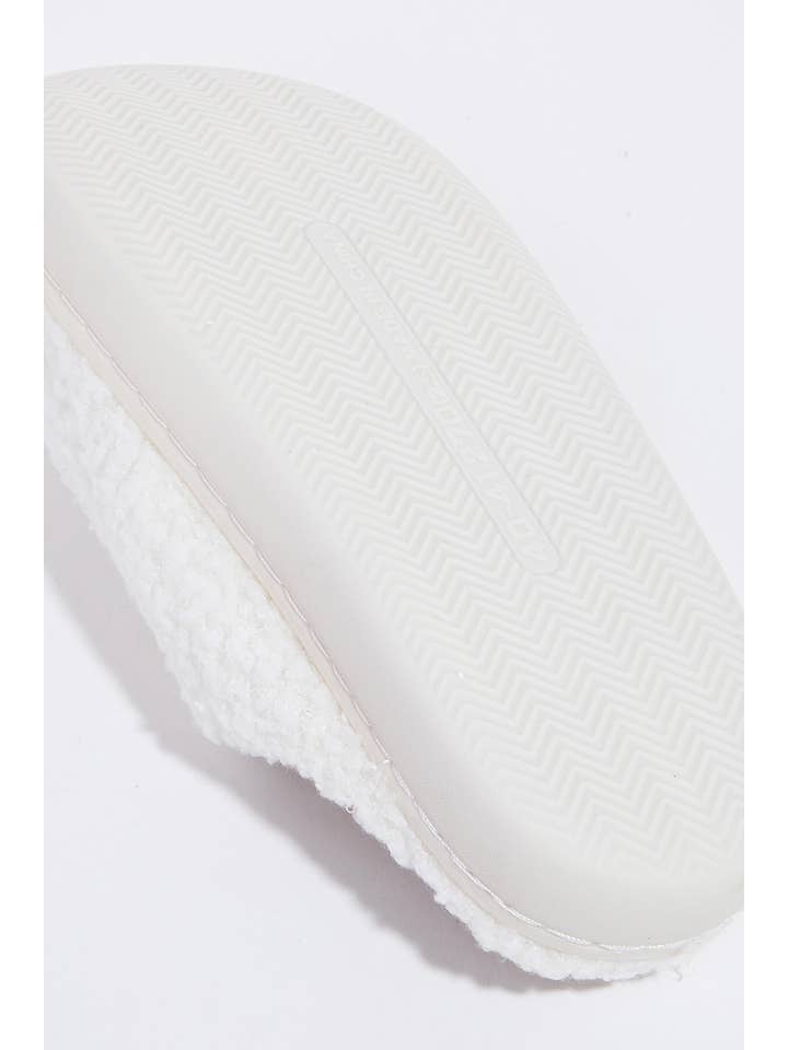 BWL Yin Yang Pattern Fuzzy Slippers for wholesale on Faire3