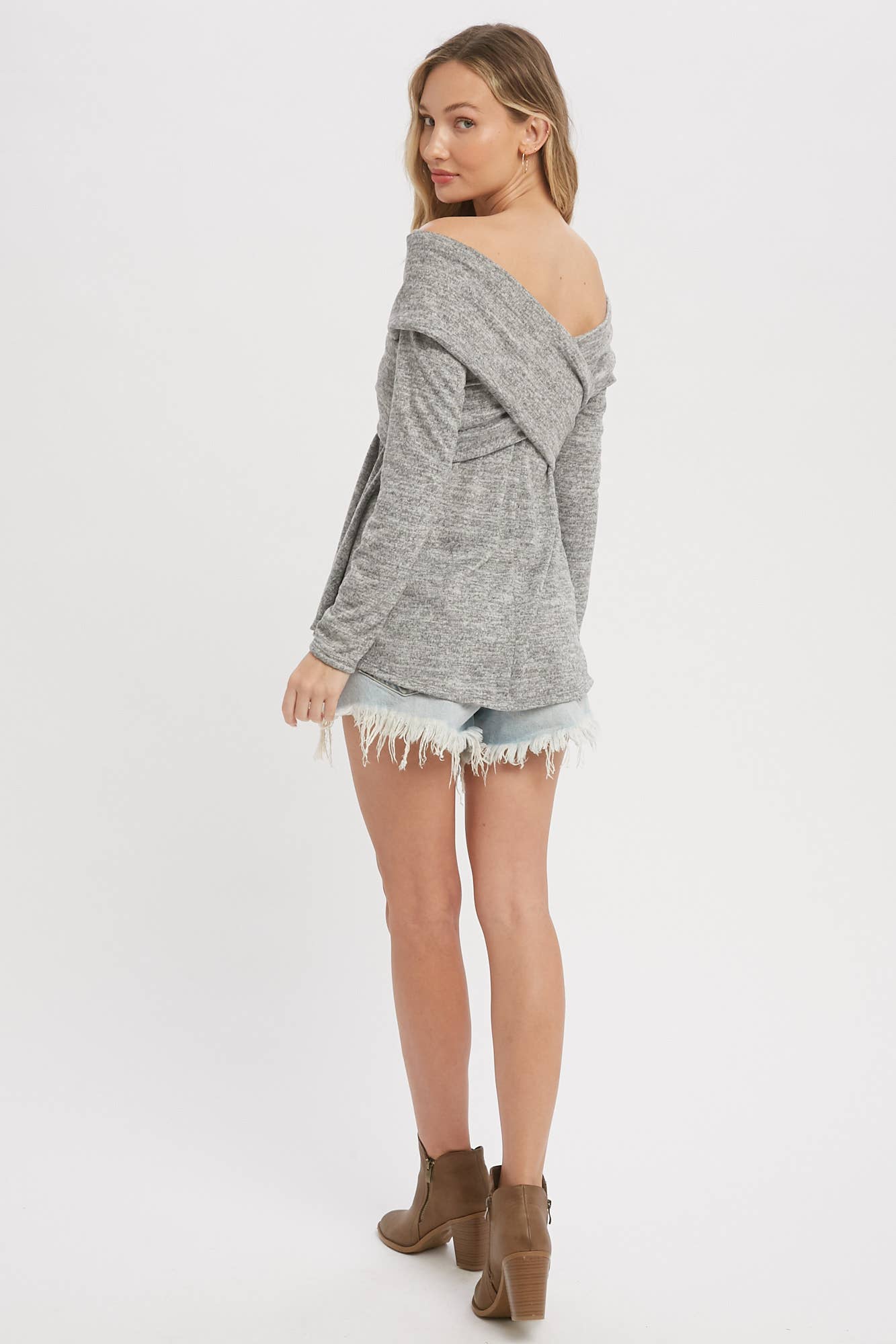 Bluivy - Wholesale Knit Top - Women's - MARLED KNIT CROSSOVER OFF SHOULDER TOP21