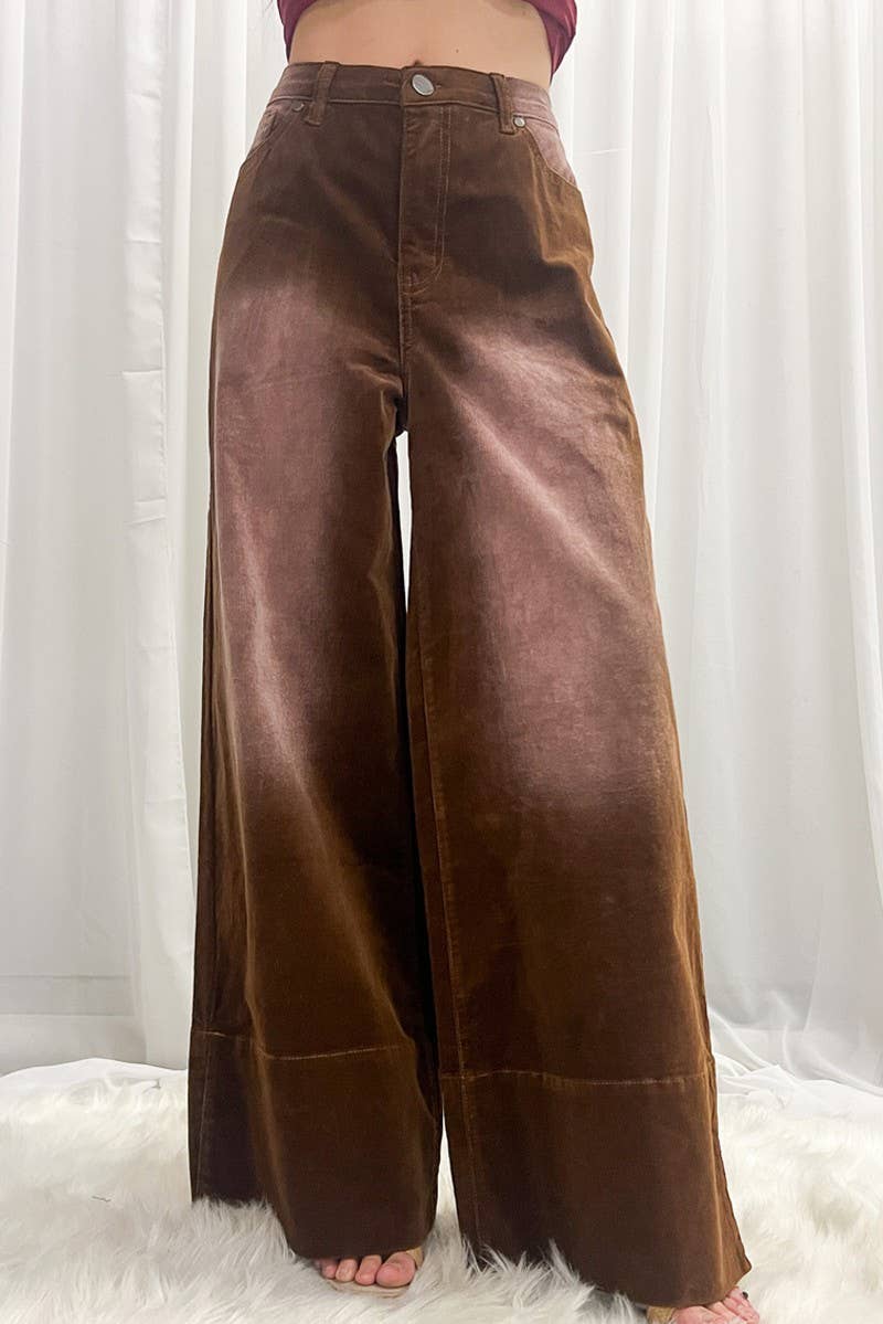 Vine & Love - Wholesale Pants - Women's - Stone Washed Cotton Corduroy Cropped Pants VP831404