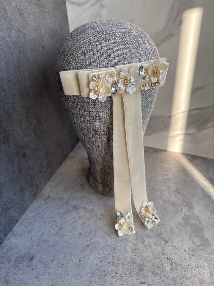 Perla Avorio Classica – Collezione Fiocco Fiorito per la vendita all'ingrosso da parte di Preciuspearls