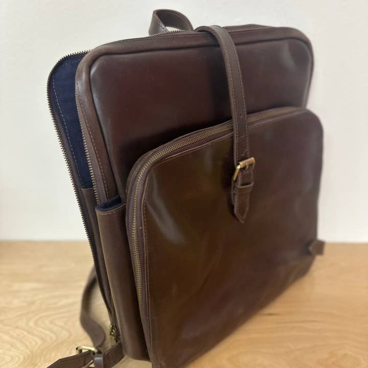 Fair Anita - Wholesale Backpack - Women's - Voyager Leather Backpack1