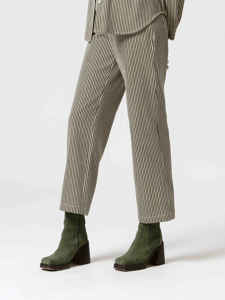 TK24249105 - Ladies Cotton Striped Pants for wholesale by The Korner - USA