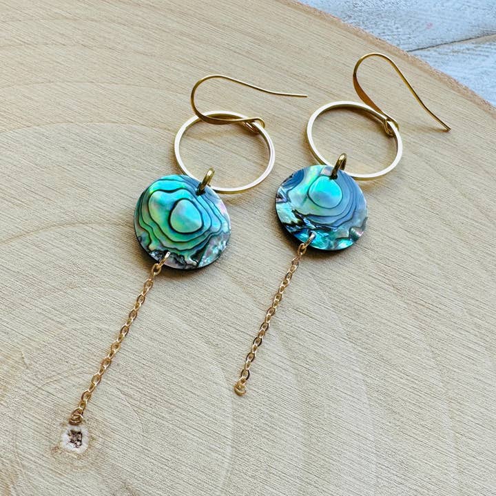 Abaloneörhängen, Bohoörhängen, Guldringar, Naturälskarens Gåva, Bästa Vännens Födelsedagspresent, Sweet 16-present, Julklapp till Mamma för wholesale av Same Sunset Design